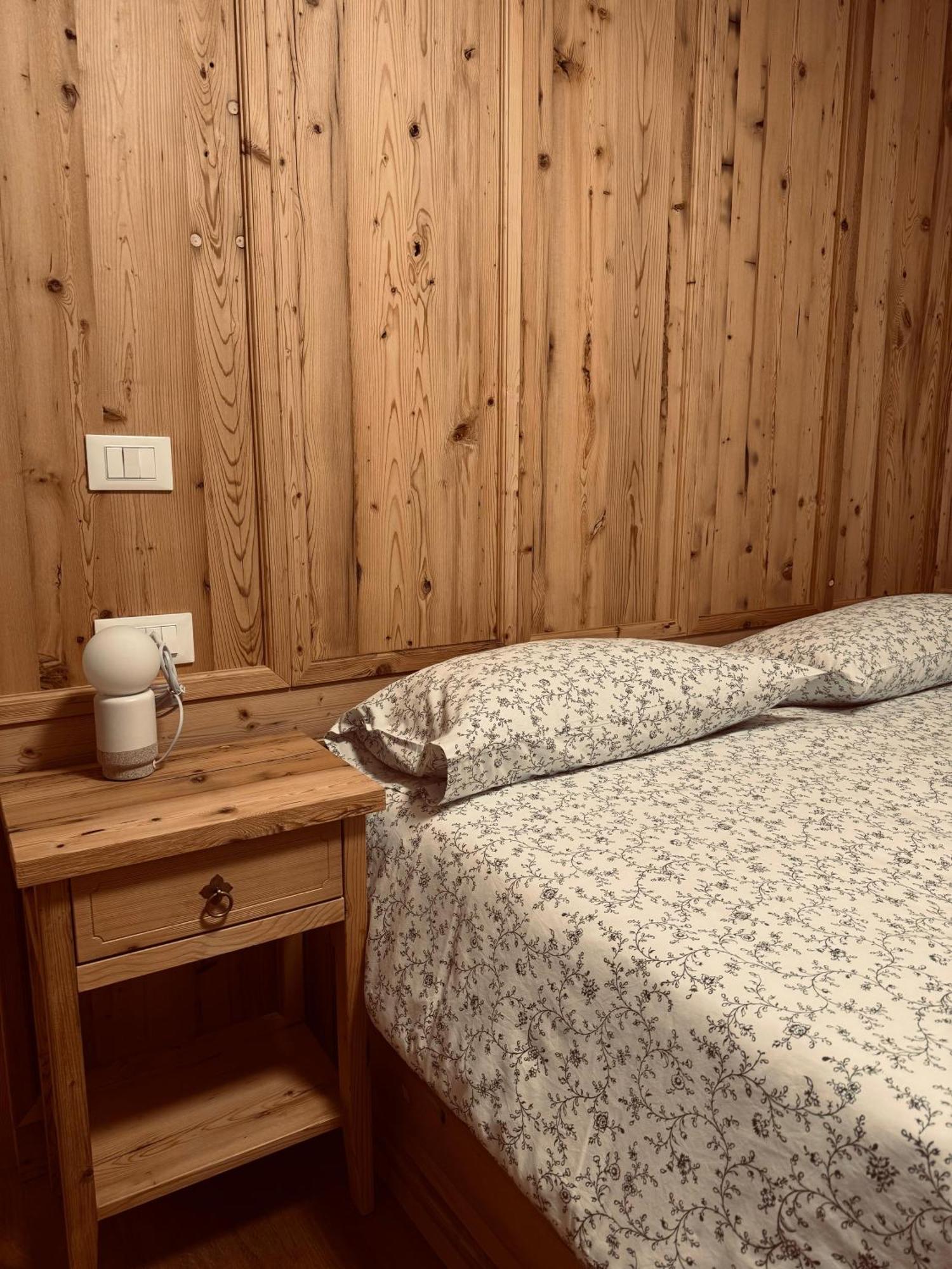 Albergo Matiz Da Otto パルッツァ エクステリア 写真