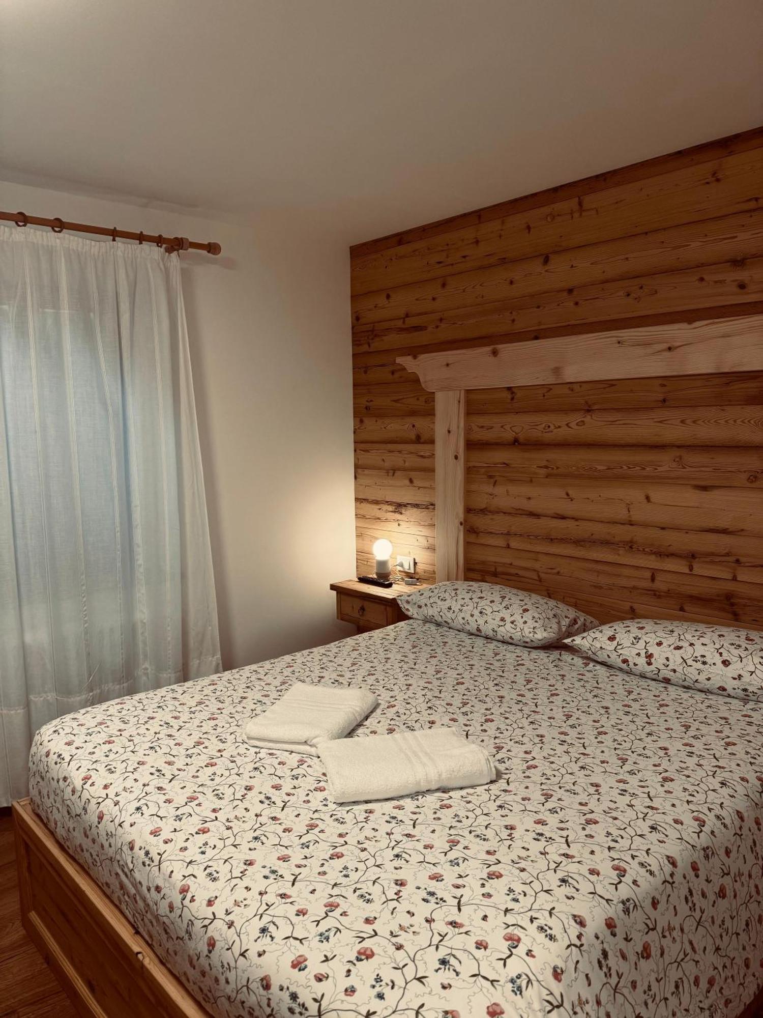 Albergo Matiz Da Otto パルッツァ エクステリア 写真