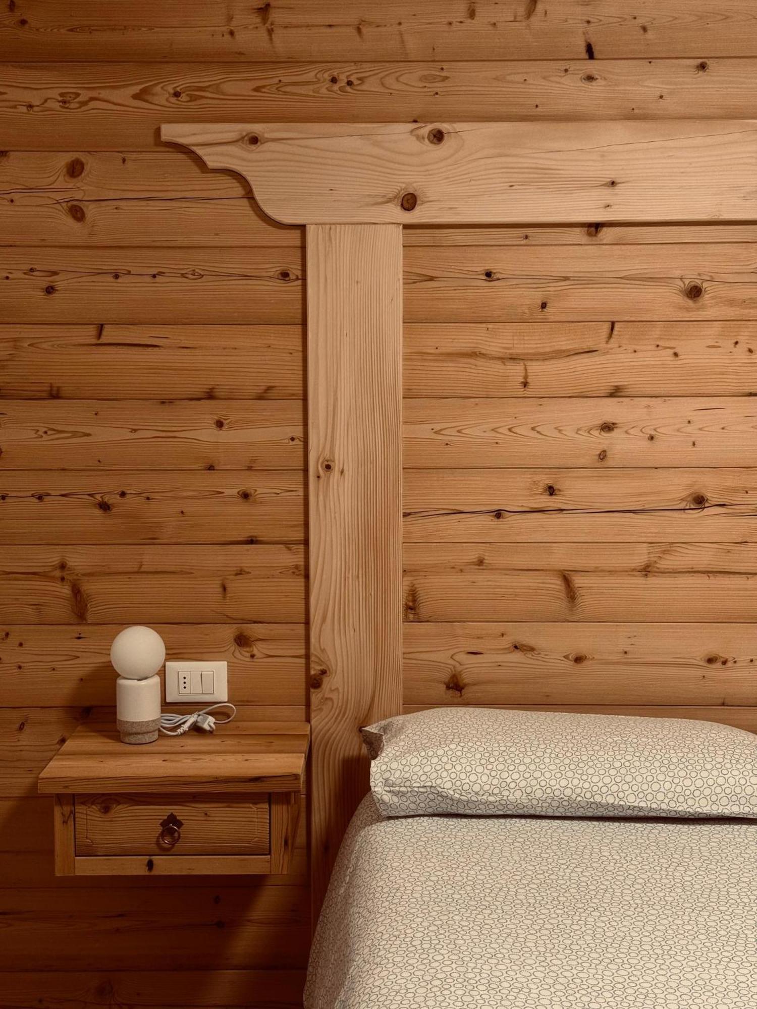 Albergo Matiz Da Otto パルッツァ エクステリア 写真